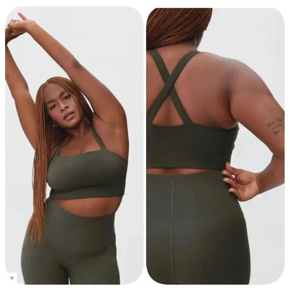Everlane Tops - Everlane The Perform Crop Top in Dark Forest Green Size L